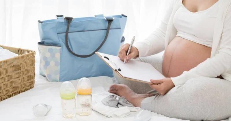 Hospital Checklist - All the Essentials - Little IA