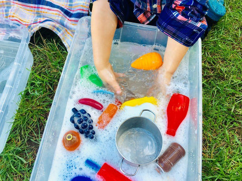 Toddler Play: Wash the Dishes