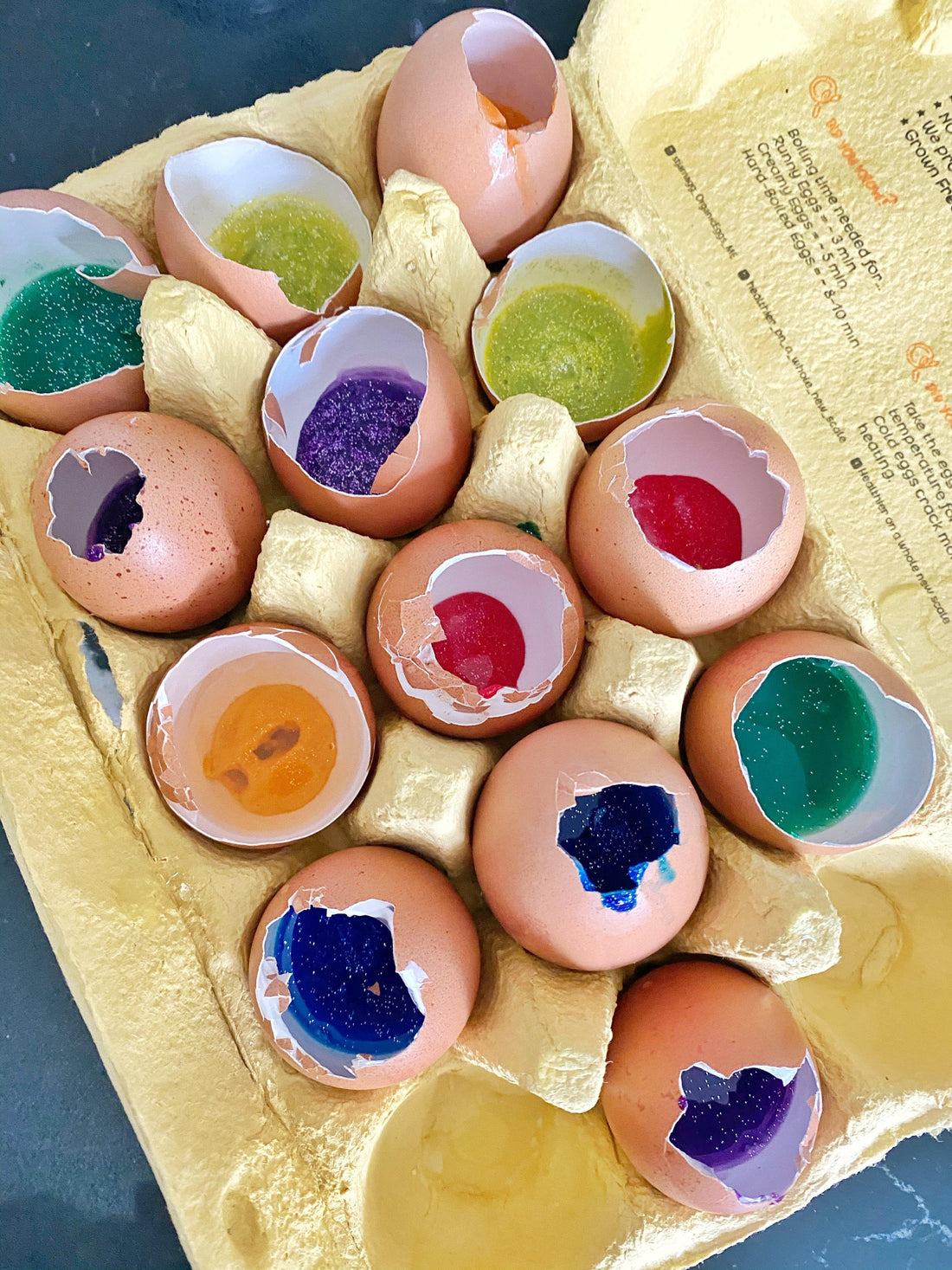 Toddler Play: Egg Smash Painting - Little IA