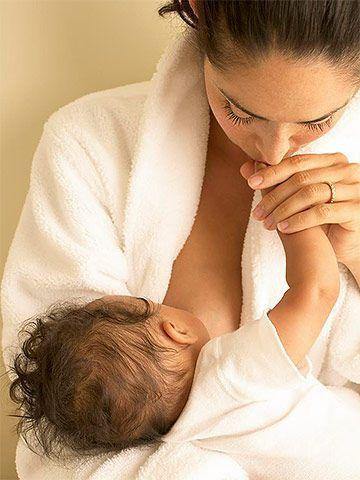 Breastfeeding Essentials List - Little IA