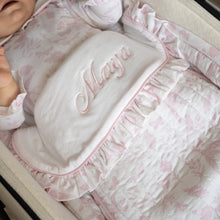 Load image into Gallery viewer, Birdsong Quilted Sleeping Nest
